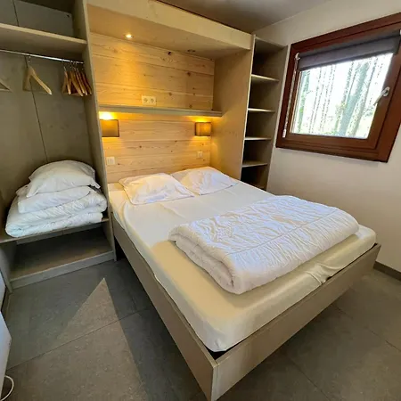 Sous Le Charme - Oignies 36